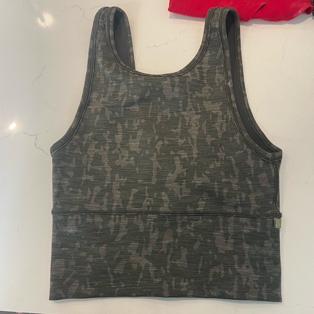 Lululemon Training Power Pivot Tank